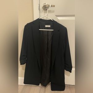 Aritzia Babaton Blazer